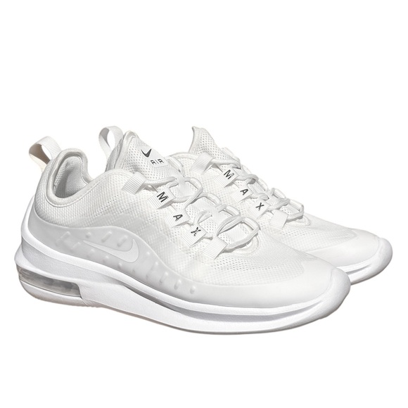 Nike Air Max Axis Sneakers - Picture 3 of 10